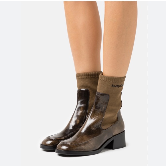 SEE BY CHLOÉ NWOT WOMEN HEELED ANKLE LEATHER BOOTS Size 37. - Picture 2 of 9